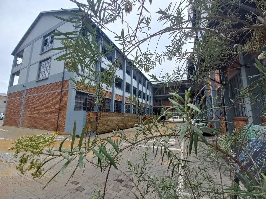 To Let 2 Bedroom Property for Rent in Braamfontein Werf Gauteng