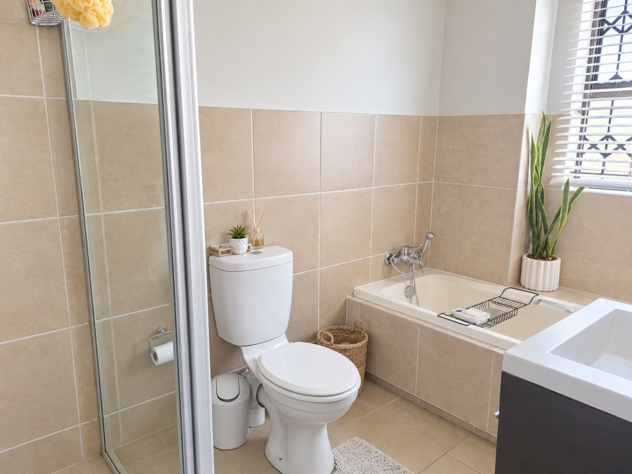 To Let 3 Bedroom Property for Rent in Summerset Gauteng