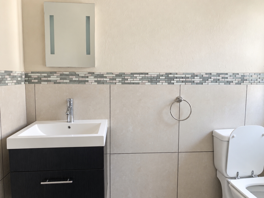 To Let 2 Bedroom Property for Rent in Northgate Gauteng