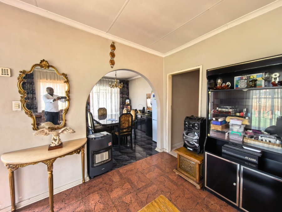 3 Bedroom Property for Sale in Lenasia South Gauteng