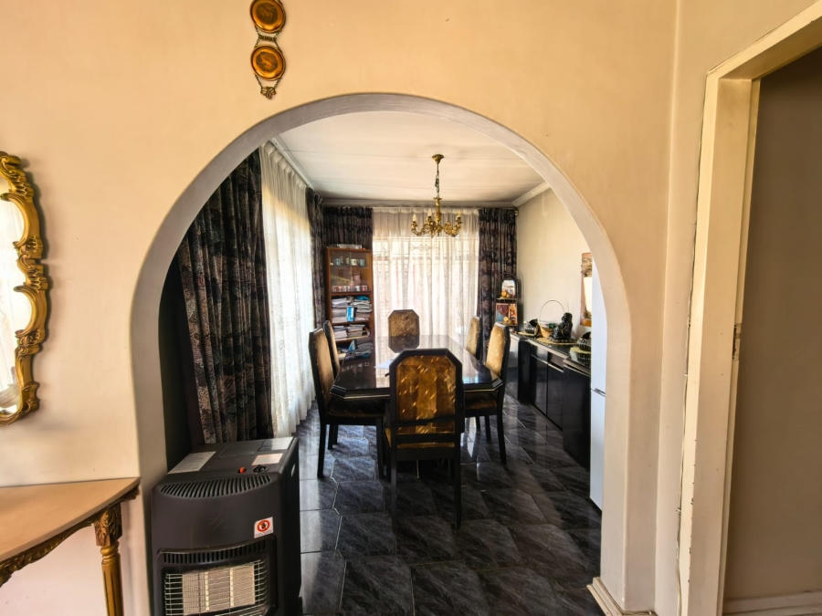 3 Bedroom Property for Sale in Lenasia South Gauteng