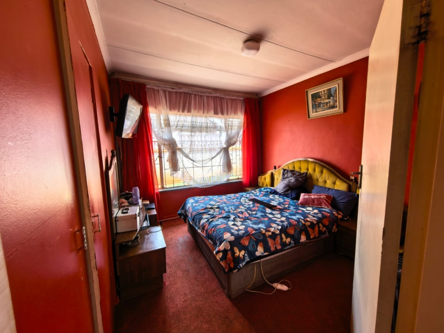 3 Bedroom Property for Sale in Lenasia South Gauteng
