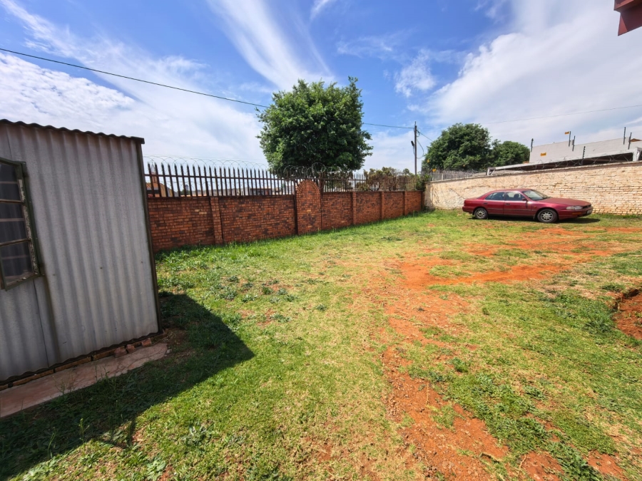 3 Bedroom Property for Sale in Lenasia South Gauteng