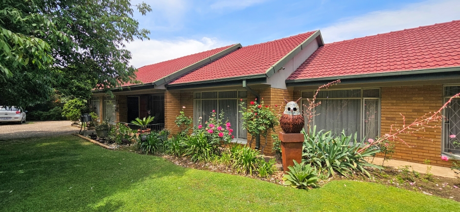 3 Bedroom Property for Sale in Three Rivers East Gauteng