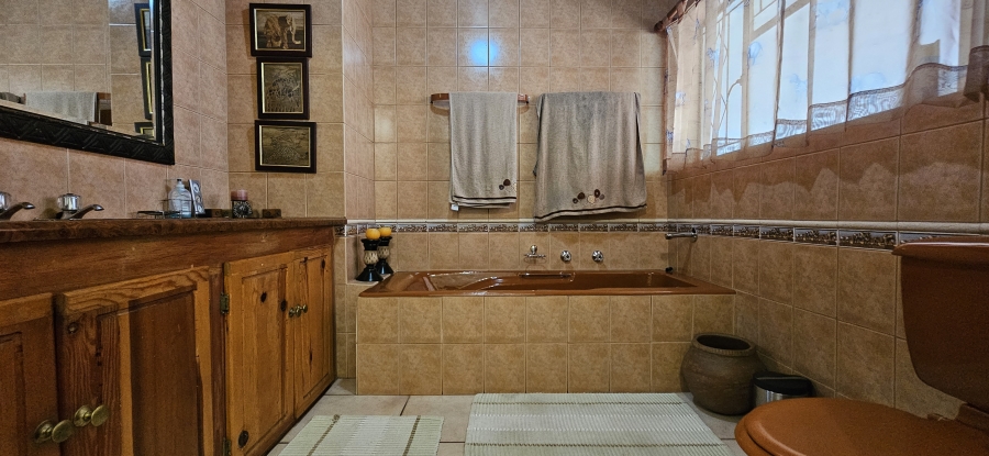 3 Bedroom Property for Sale in Three Rivers East Gauteng