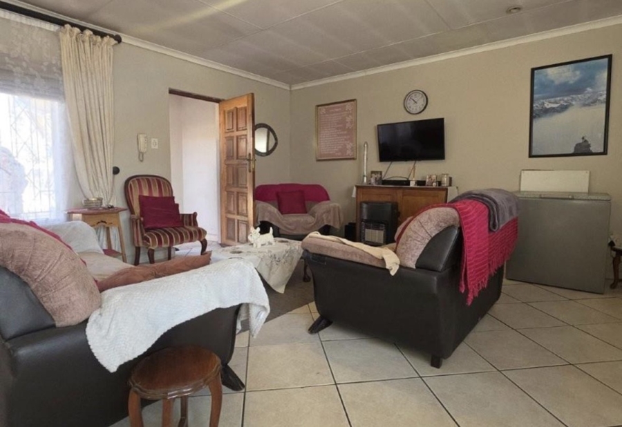 4 Bedroom Property for Sale in Brackendowns Gauteng