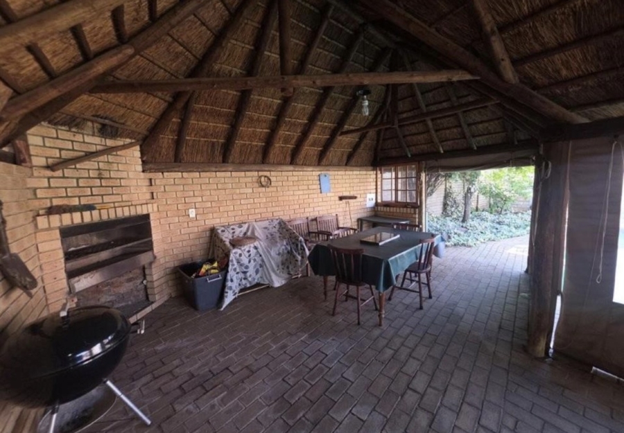 4 Bedroom Property for Sale in Brackendowns Gauteng