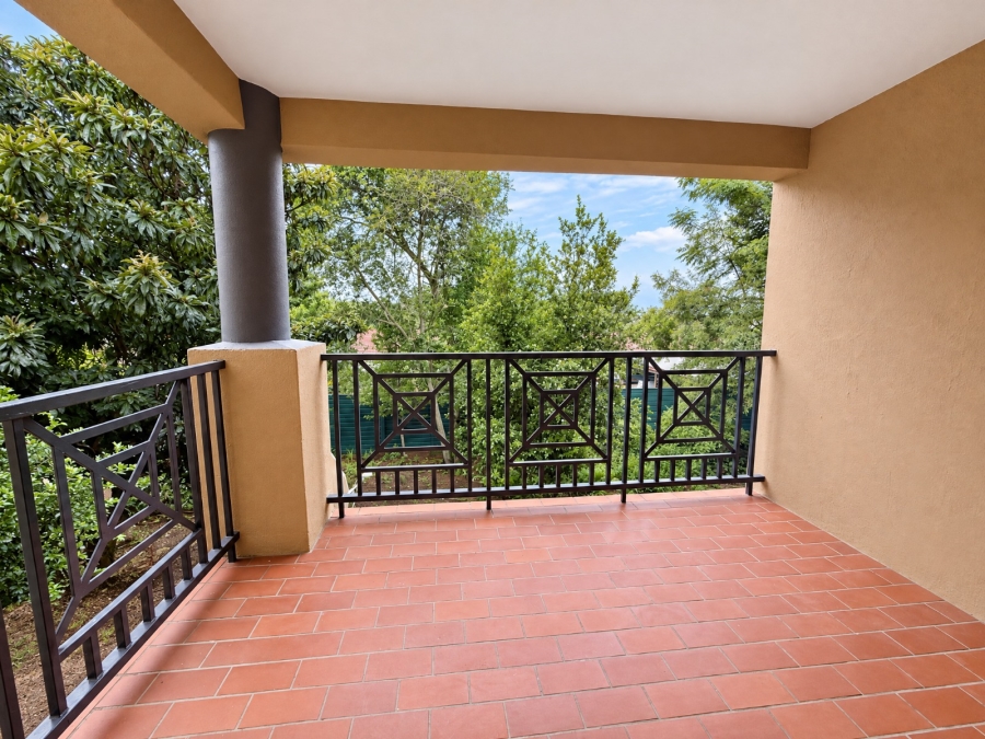 To Let 2 Bedroom Property for Rent in Bryanston Gauteng