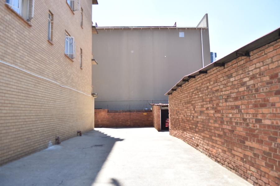 2 Bedroom Property for Sale in Pretoria Central Gauteng
