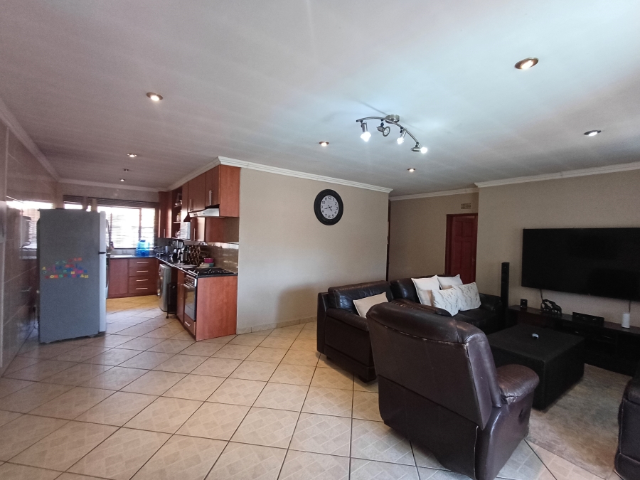 3 Bedroom Property for Sale in Eastleigh Gauteng
