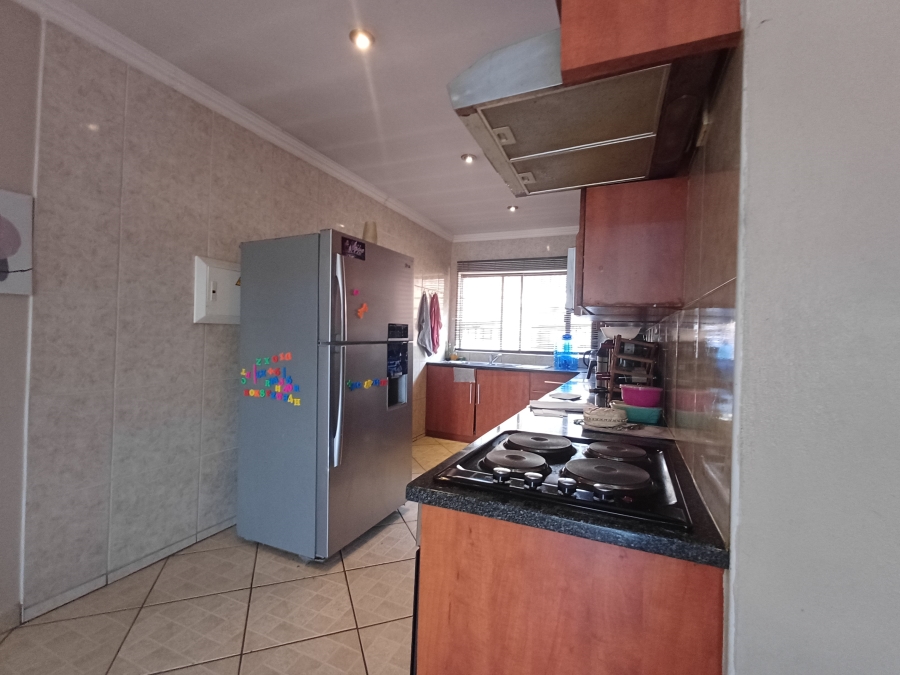 3 Bedroom Property for Sale in Eastleigh Gauteng