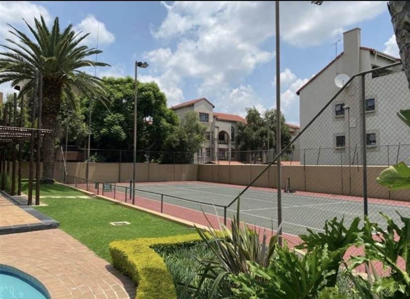 To Let 2 Bedroom Property for Rent in Lonehill Gauteng