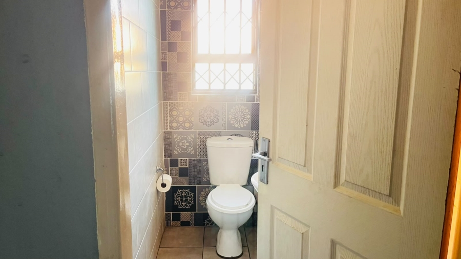 3 Bedroom Property for Sale in Crystal Park Gauteng