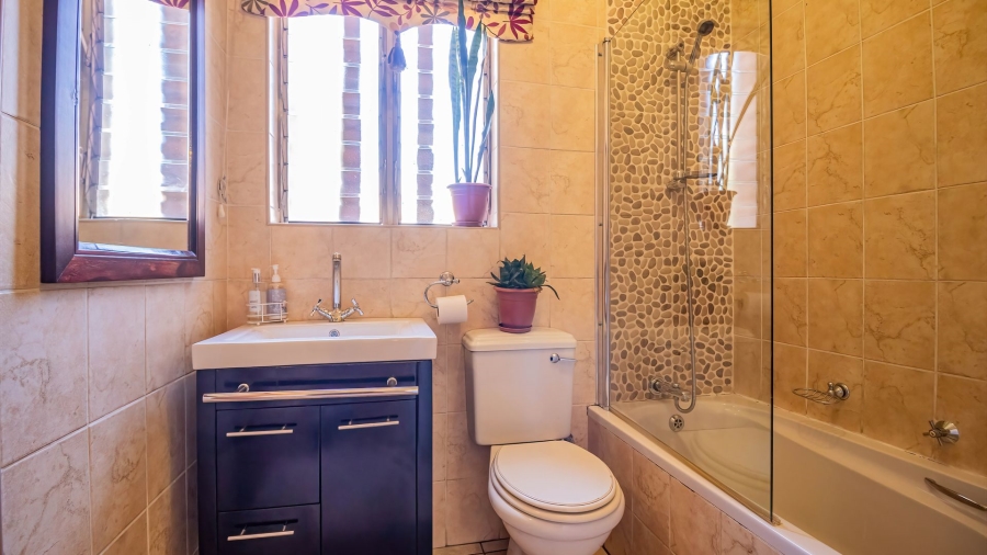 3 Bedroom Property for Sale in Selcourt Gauteng