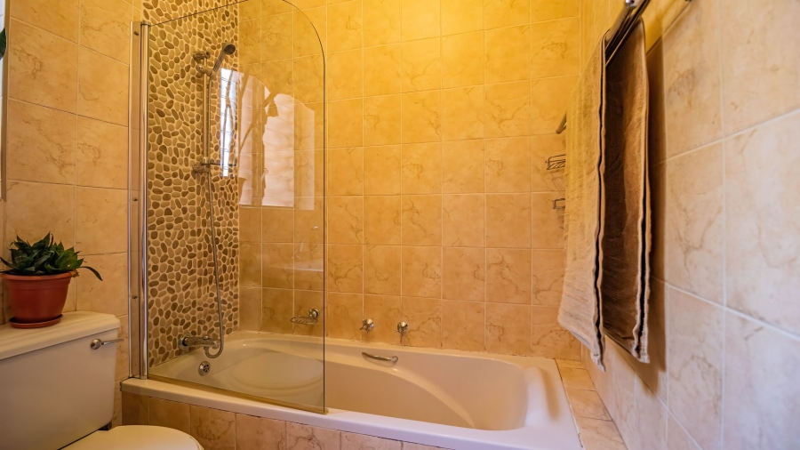 3 Bedroom Property for Sale in Selcourt Gauteng