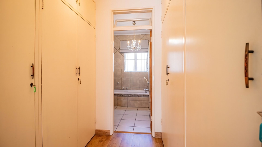 3 Bedroom Property for Sale in Selcourt Gauteng