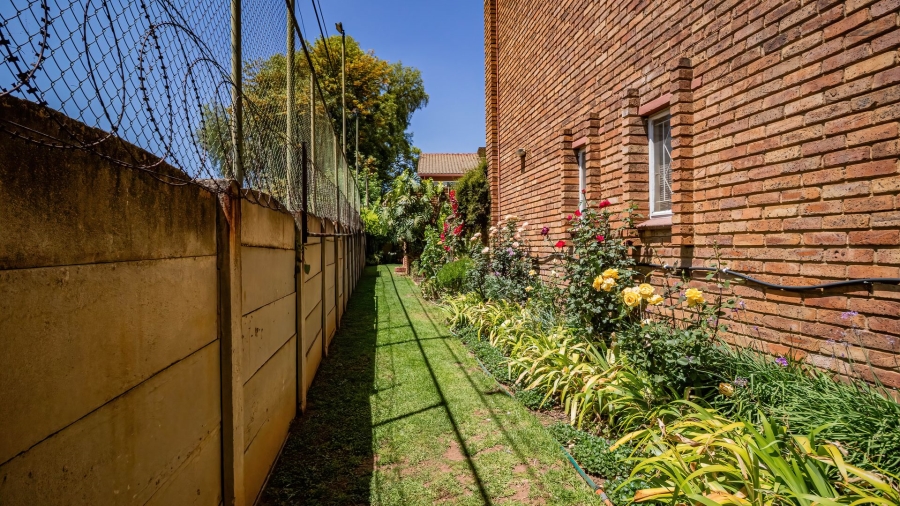 3 Bedroom Property for Sale in Selcourt Gauteng