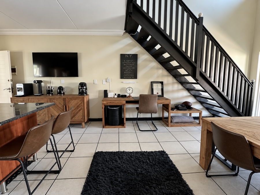 2 Bedroom Property for Sale in Sunninghill Gauteng