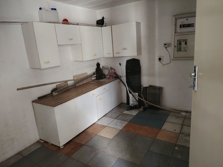 To Let 3 Bedroom Property for Rent in Lakefield Gauteng