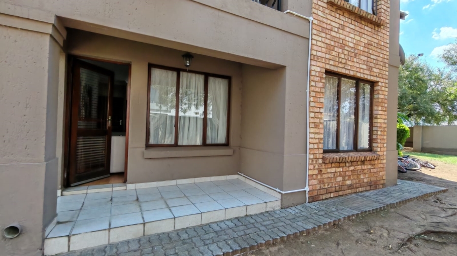 1 Bedroom Property for Sale in Helderwyk Gauteng