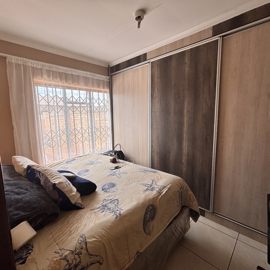 2 Bedroom Property for Sale in Westonaria Gauteng