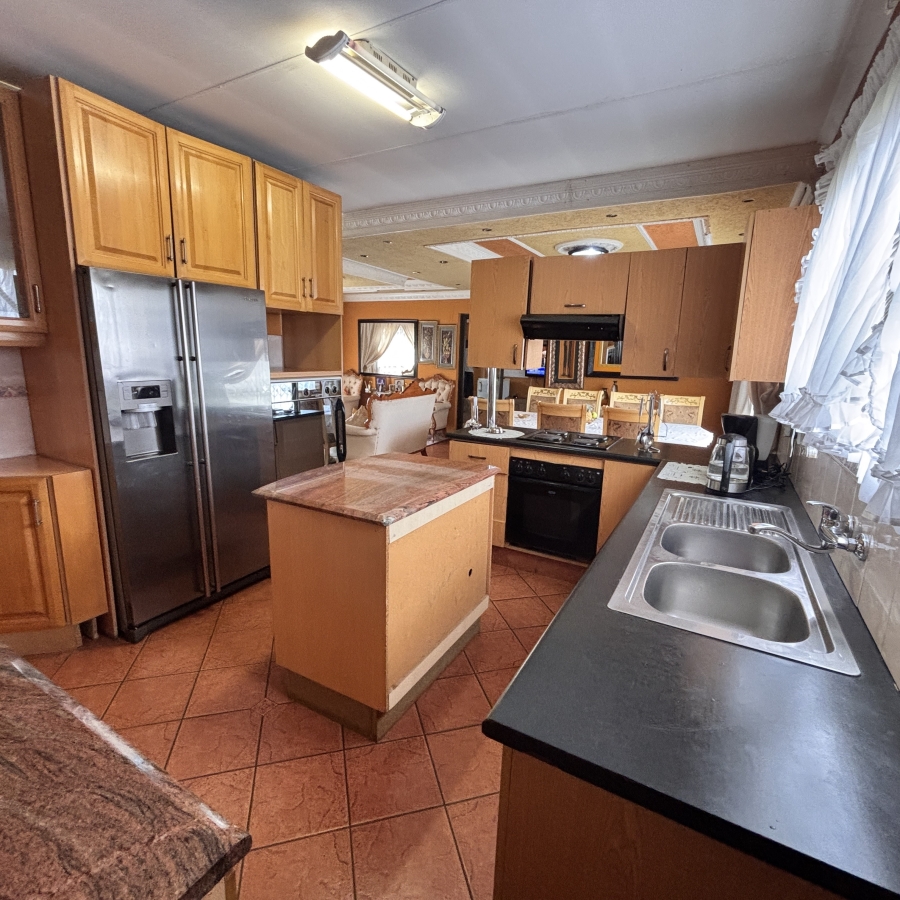 3 Bedroom Property for Sale in Westonaria Gauteng