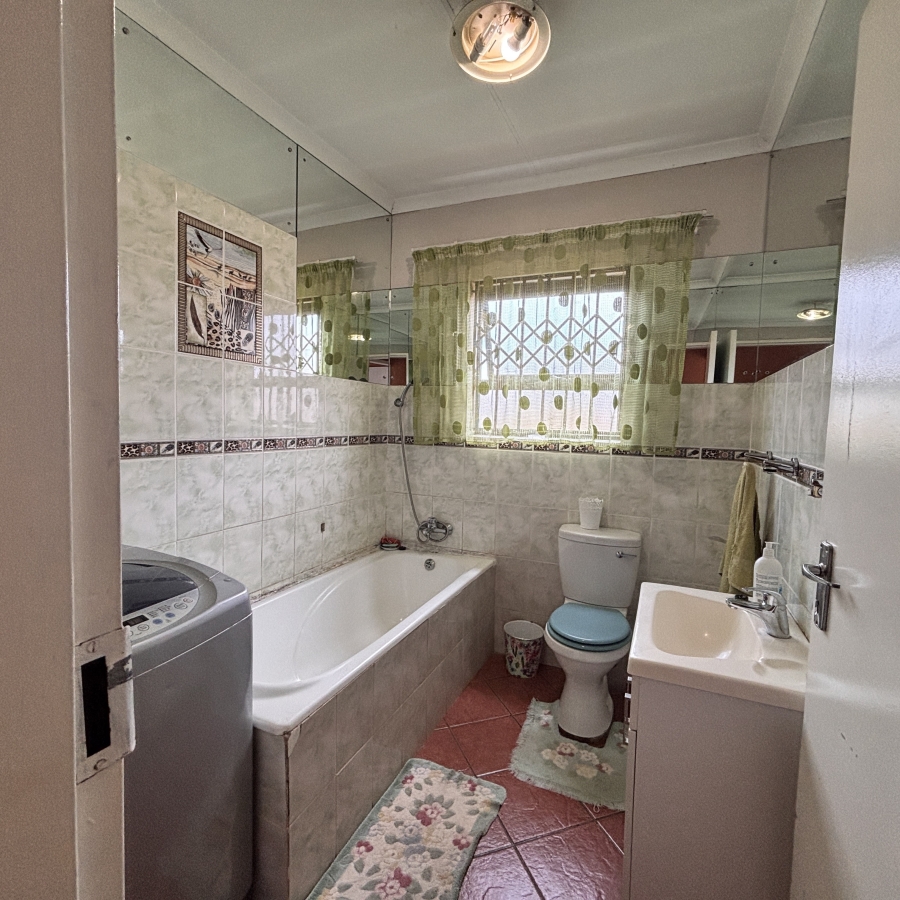 3 Bedroom Property for Sale in Westonaria Gauteng
