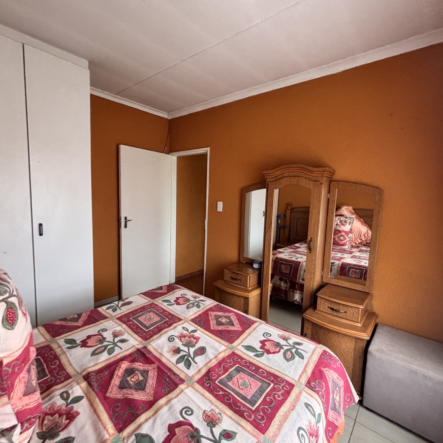 3 Bedroom Property for Sale in Westonaria Gauteng