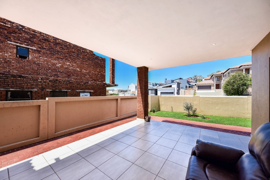 4 Bedroom Property for Sale in Amandasig Gauteng