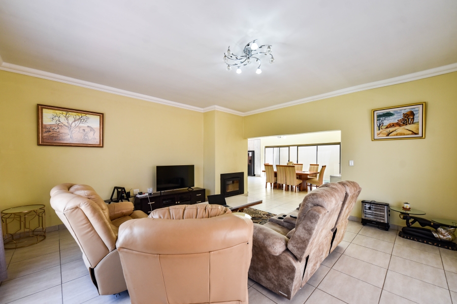 4 Bedroom Property for Sale in Amandasig Gauteng