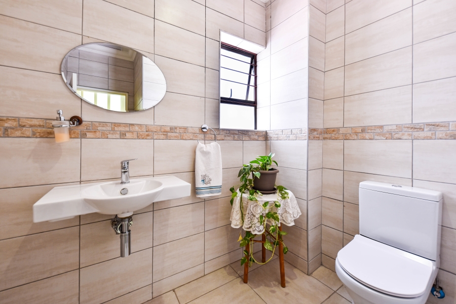 4 Bedroom Property for Sale in Amandasig Gauteng