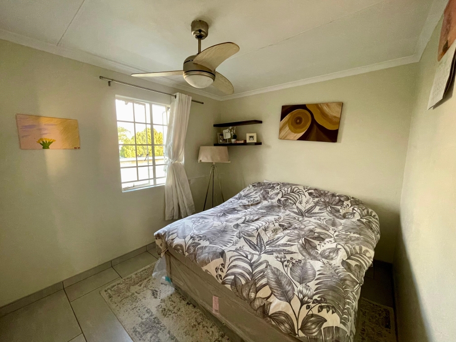 2 Bedroom Property for Sale in Groenkloof Gauteng