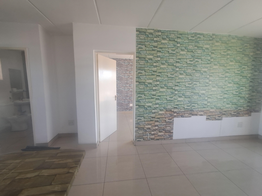 1 Bedroom Property for Sale in Benoni Central Gauteng