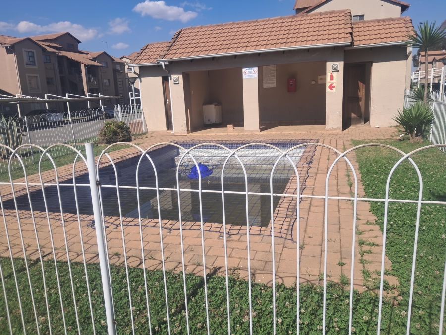 1 Bedroom Property for Sale in Benoni Central Gauteng