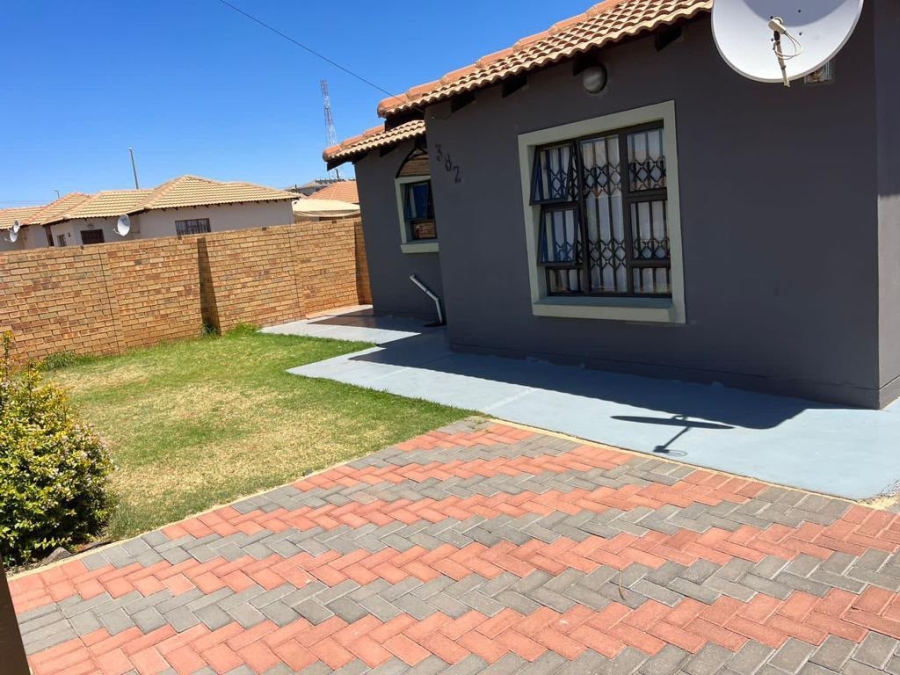 3 Bedroom Property for Sale in Westonaria Gauteng