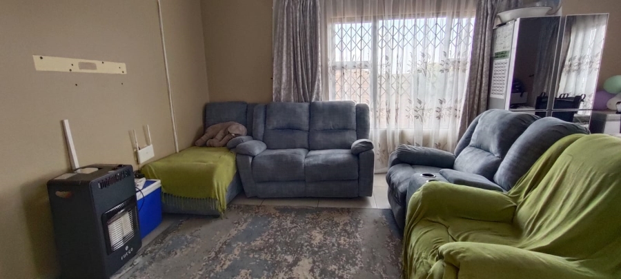 3 Bedroom Property for Sale in Westonaria Gauteng