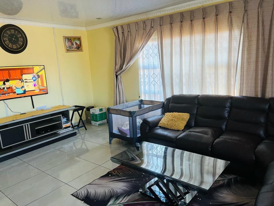 3 Bedroom Property for Sale in Westonaria Gauteng