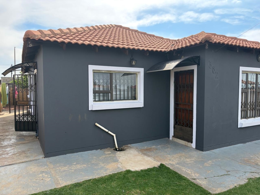 3 Bedroom Property for Sale in Westonaria Gauteng