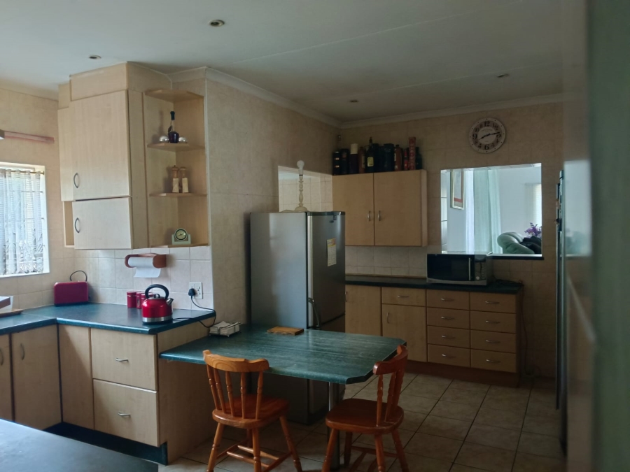 To Let 3 Bedroom Property for Rent in Ravensklip Gauteng