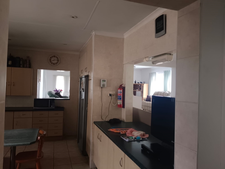 To Let 3 Bedroom Property for Rent in Ravensklip Gauteng