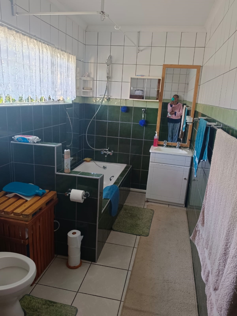 To Let 3 Bedroom Property for Rent in Ravensklip Gauteng