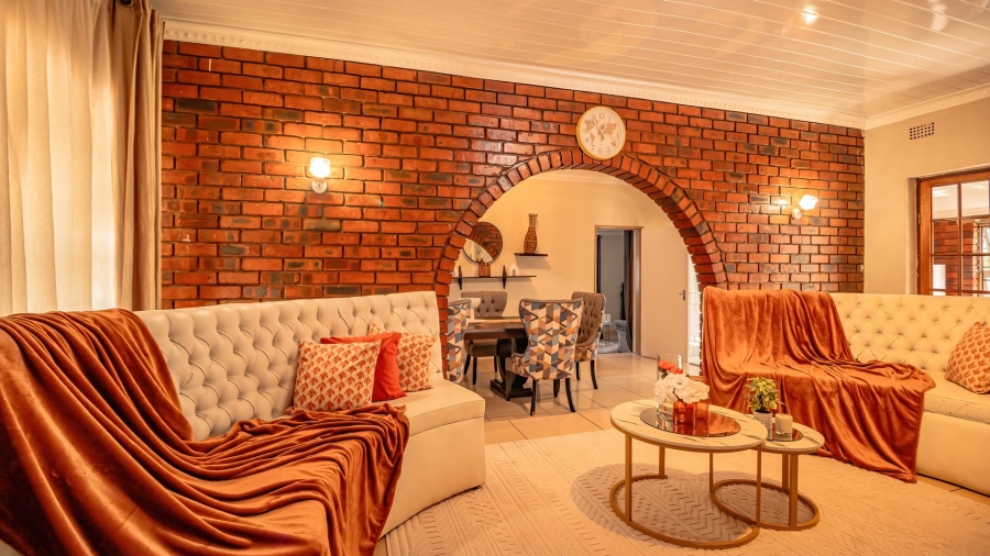 4 Bedroom Property for Sale in Brackenhurst Gauteng