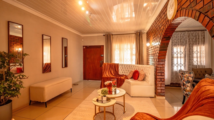 4 Bedroom Property for Sale in Brackenhurst Gauteng