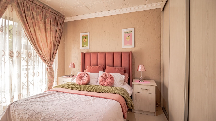 4 Bedroom Property for Sale in Brackenhurst Gauteng