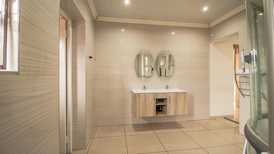 4 Bedroom Property for Sale in Brackenhurst Gauteng