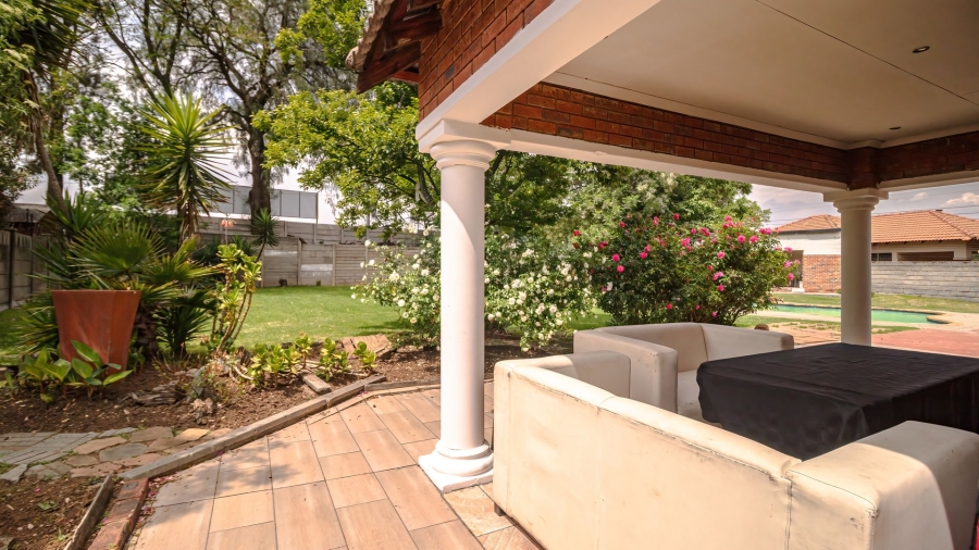 4 Bedroom Property for Sale in Brackenhurst Gauteng