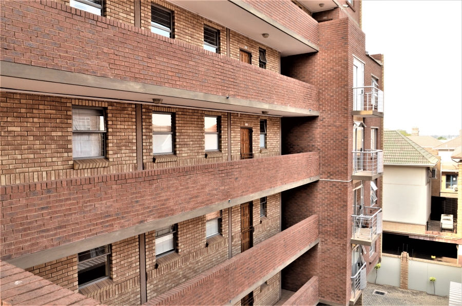 1 Bedroom Property for Sale in Hatfield Gauteng