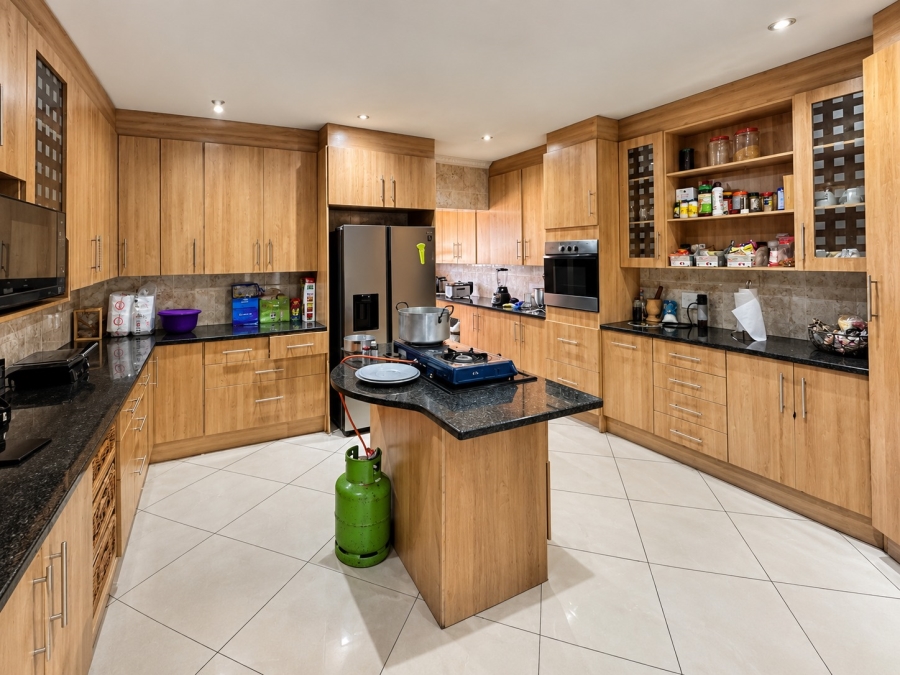 4 Bedroom Property for Sale in Vanderbijlpark SE 7 Gauteng