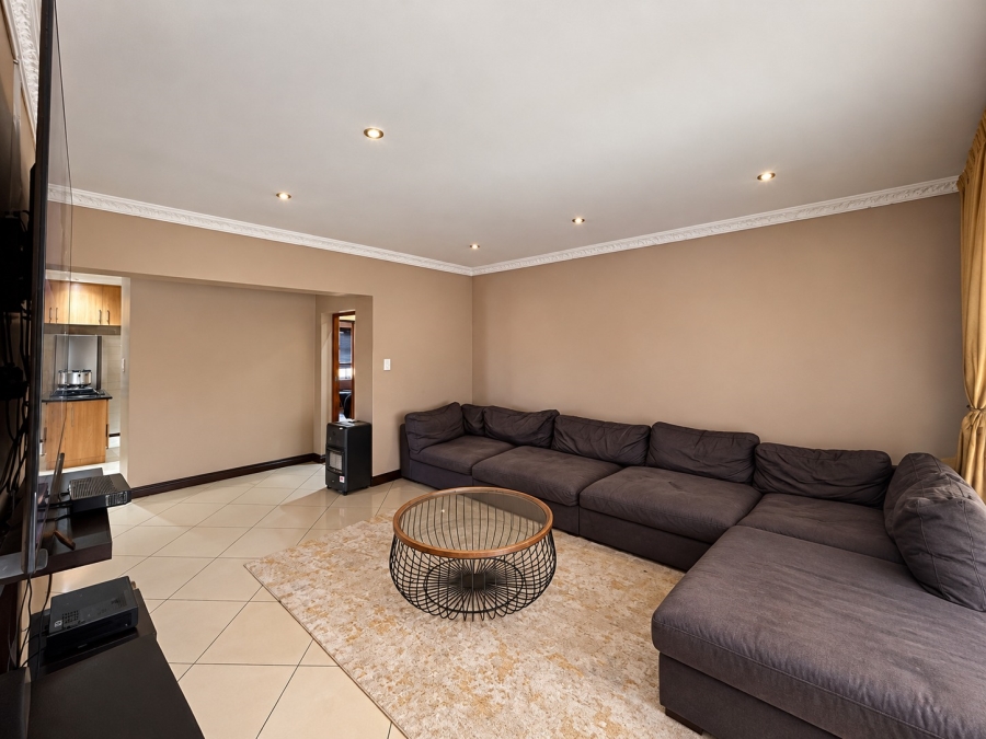 4 Bedroom Property for Sale in Vanderbijlpark SE 7 Gauteng