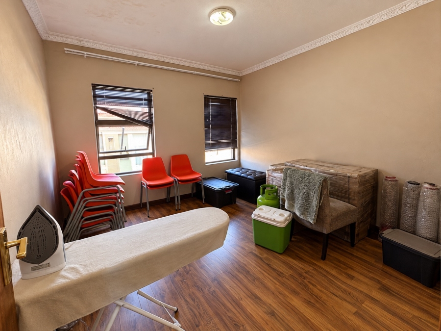 4 Bedroom Property for Sale in Vanderbijlpark SE 7 Gauteng